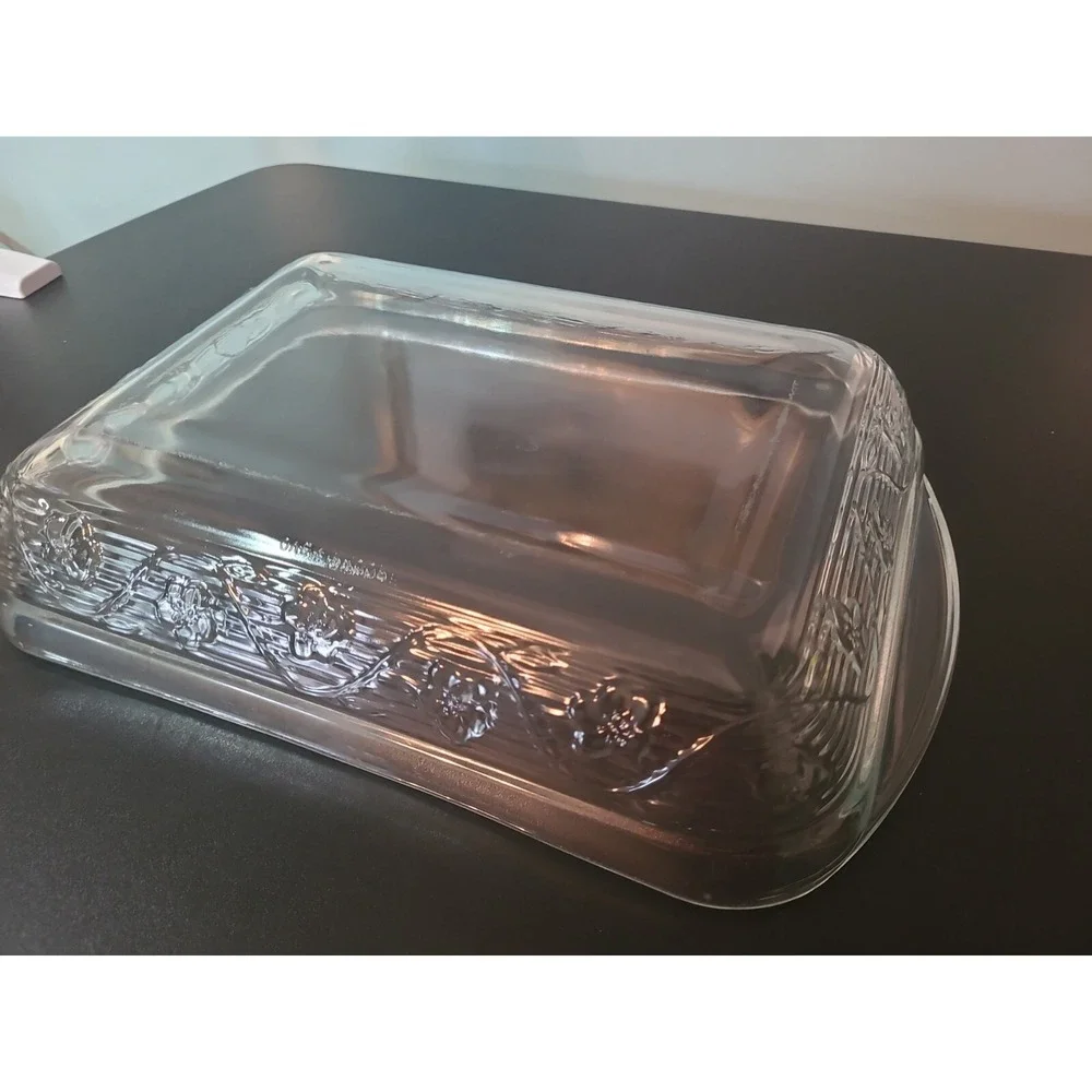 Anchor Hocking Baking‎ Dish 9